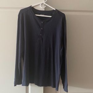UNTUCKit Ultrasoft Long Sleeve
Henley Shirt - Slate Blue